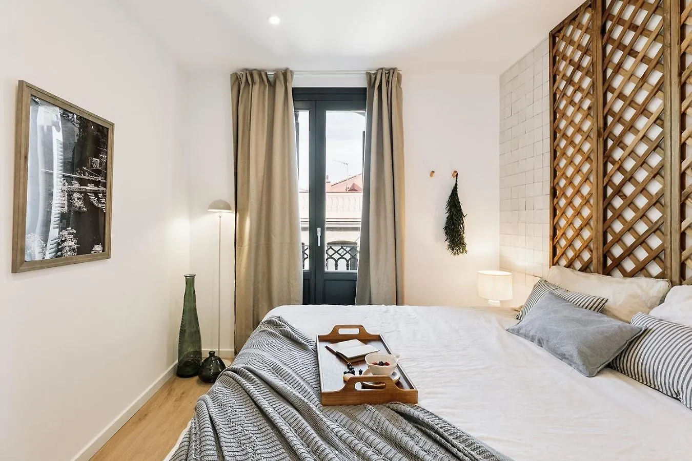 Agropoli - 2 Bedrooms And Terrace In Ciutat Vella Barcelone 0*,  Espagne