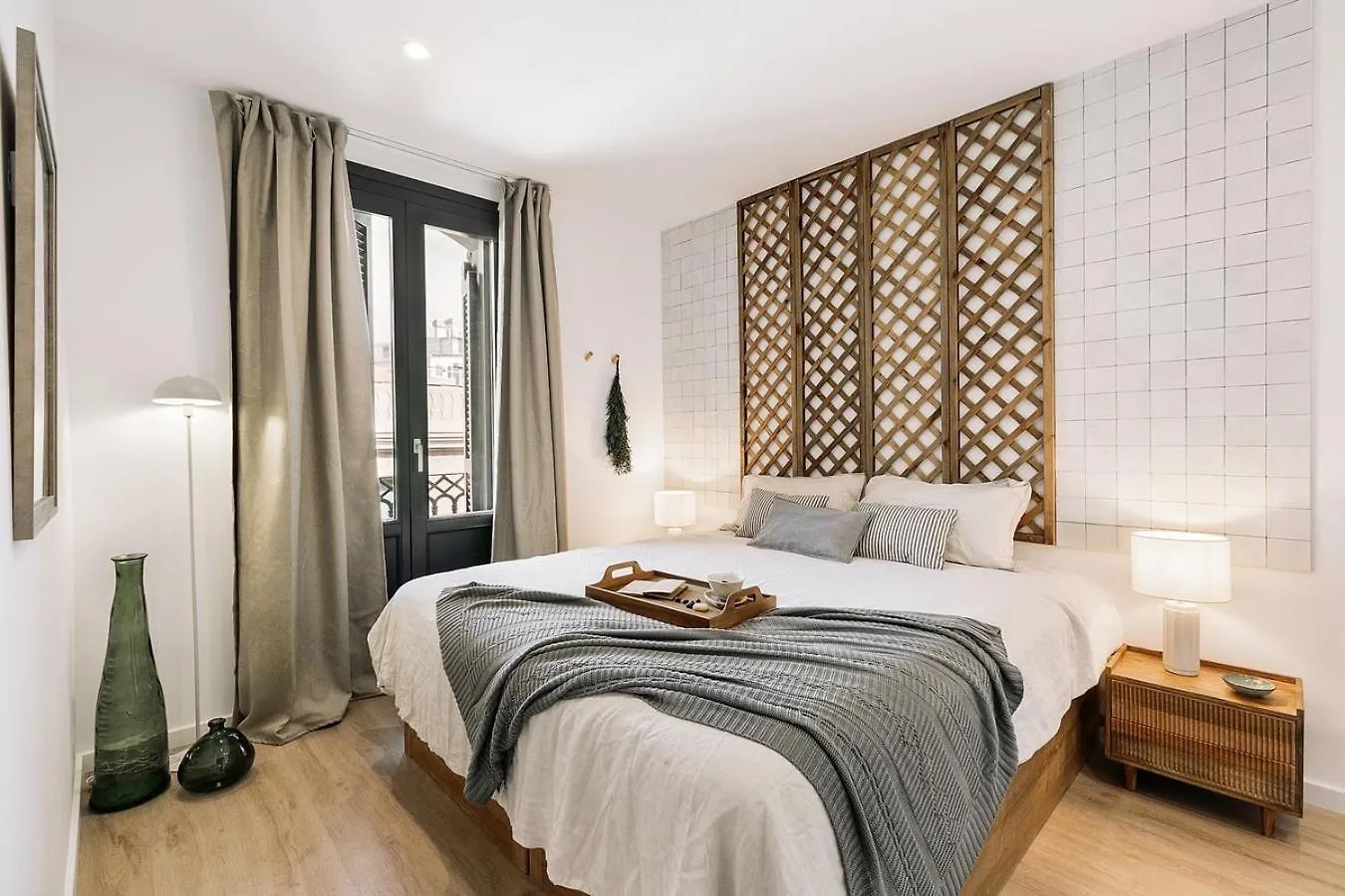 Agropoli - 2 Bedrooms And Terrace In Ciutat Vella Barcelone 0*,  Espagne